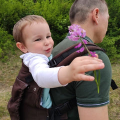 Liliputi Love Csatos Hordozó - Espresso-3