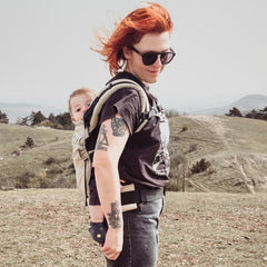 Liliputi Love Csatos Hordozó - Makadámia-2